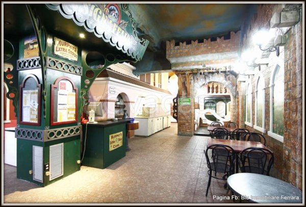 negozio in vendita a Ferrara in zona Centro Storico