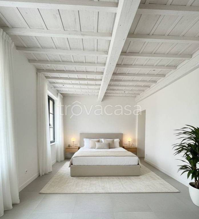 casa indipendente in vendita a Ferrara in zona Centro Storico