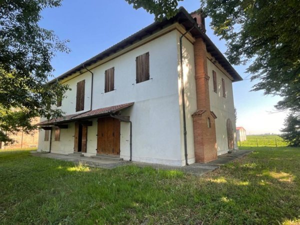 casa indipendente in vendita a Ferrara in zona San Martino