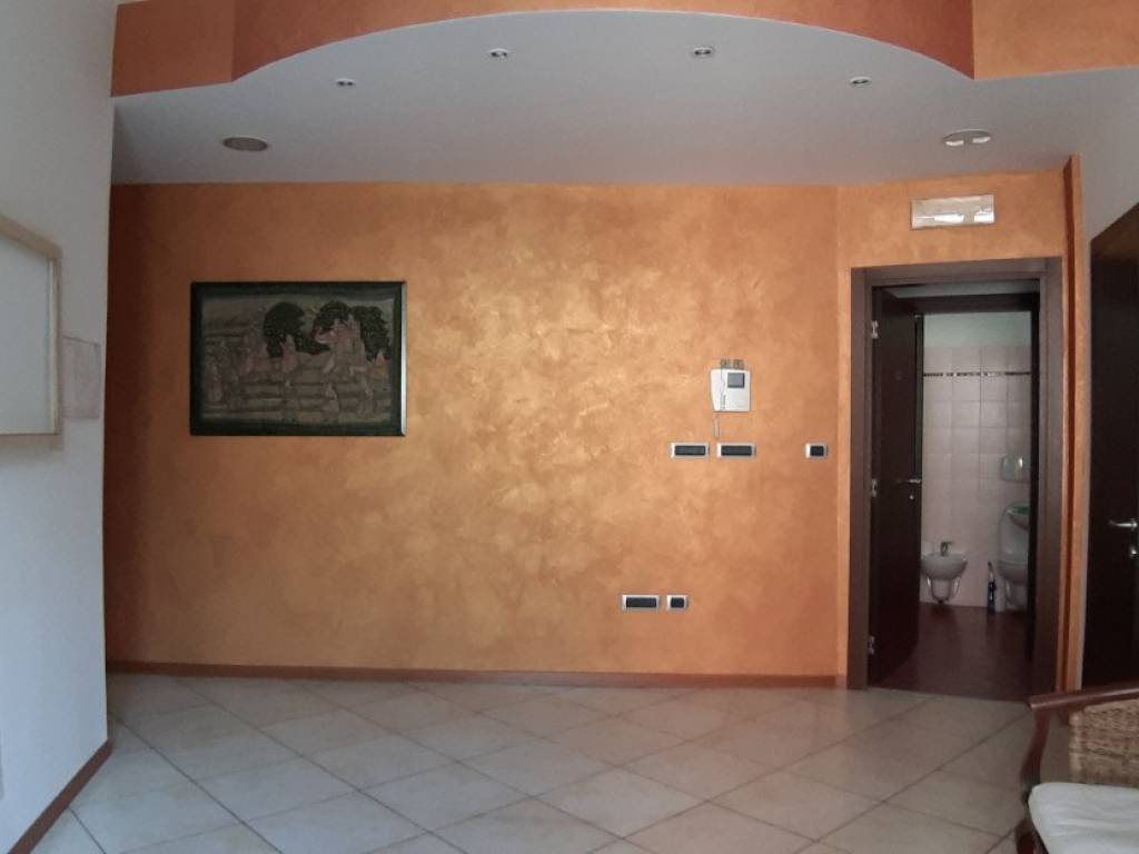 negozio in vendita a Ferrara