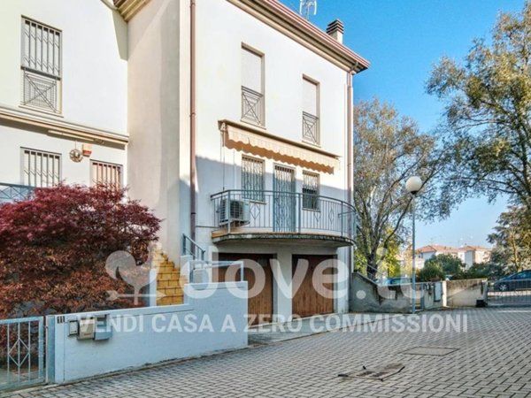 casa indipendente in vendita a Ferrara in zona Porotto / Cassana