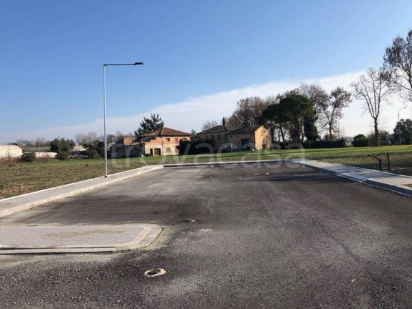 casa indipendente in vendita a Ferrara in zona Quartesana