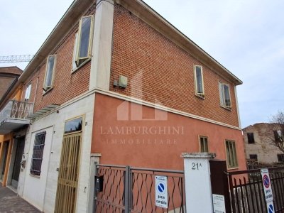 casa indipendente in vendita a Ferrara in zona Porotto / Cassana