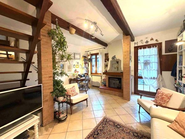 casa indipendente in vendita a Ferrara