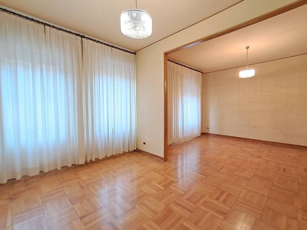 appartamento in vendita a Ferrara in zona Centro Storico