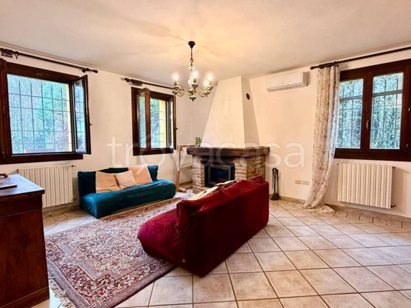 casa indipendente in vendita a Ferrara in zona San Martino