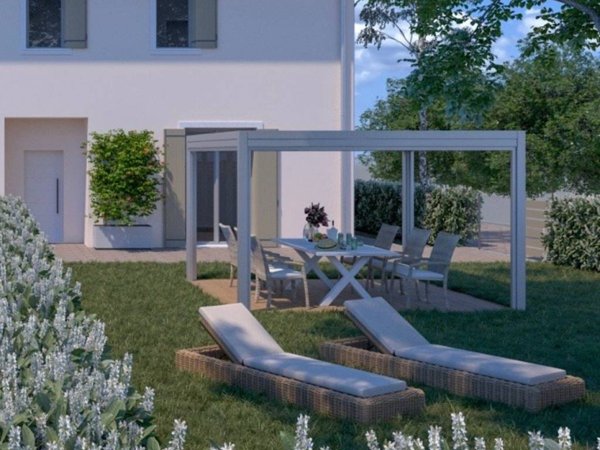 casa indipendente in vendita a Ferrara