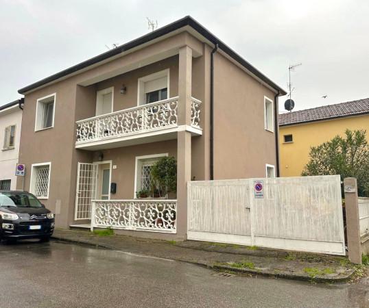 casa indipendente in vendita a Ferrara in zona Aguscello