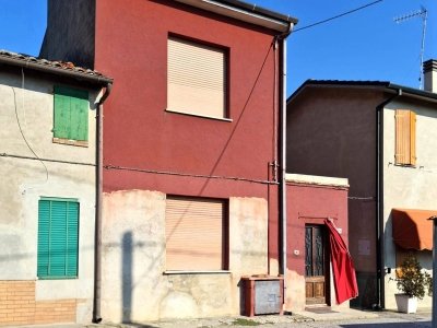 casa indipendente in vendita a Ferrara in zona Marrara