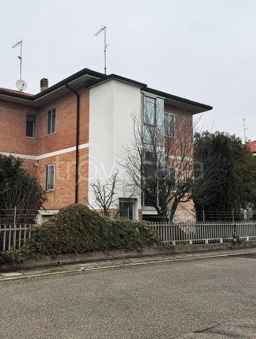 appartamento in vendita a Ferrara in zona San Bartolomeo in Bosco