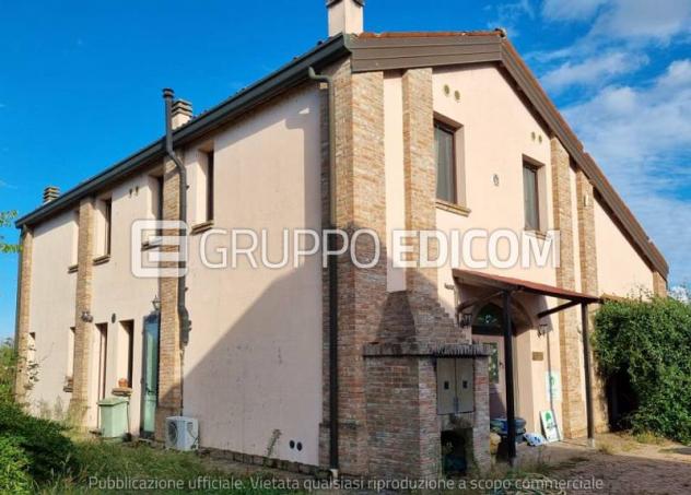 locale commerciale in vendita a Ferrara in zona Sant'Egidio / Gaibanella