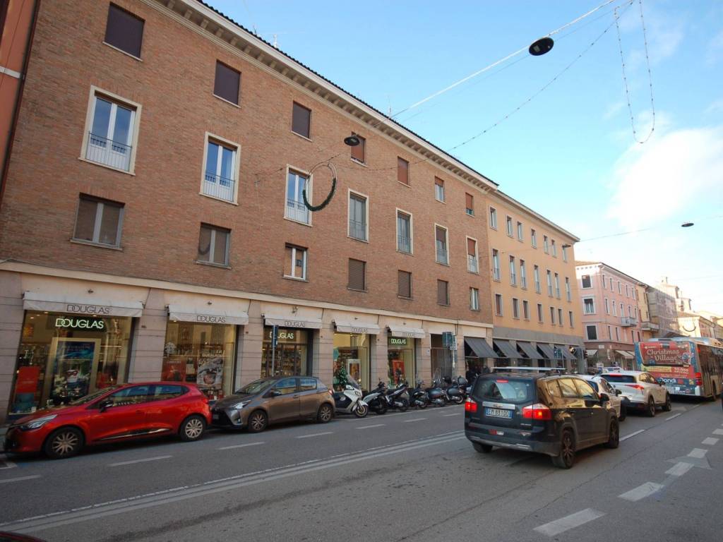 appartamento in vendita a Ferrara in zona Centro Storico