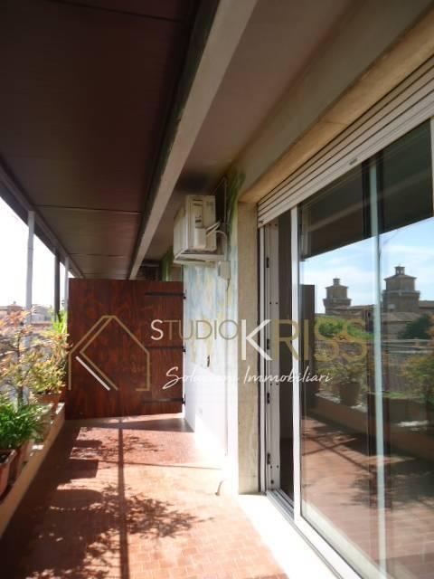 appartamento in vendita a Ferrara in zona Centro Storico