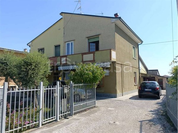 casa indipendente in vendita a Ferrara in zona Sant'Egidio / Gaibanella