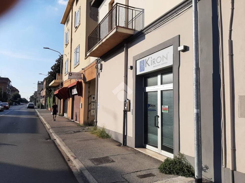 negozio in vendita a Ferrara