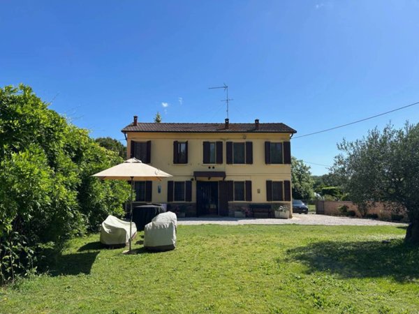 casa indipendente in vendita a Ferrara in zona Villanova