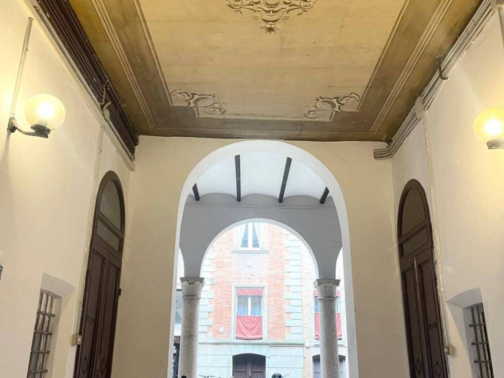 appartamento in vendita a Ferrara in zona Centro Storico