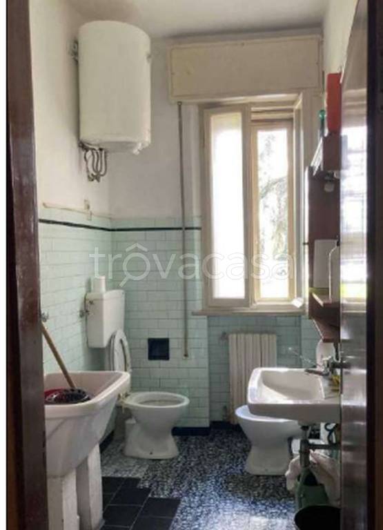 negozio in vendita a Ferrara