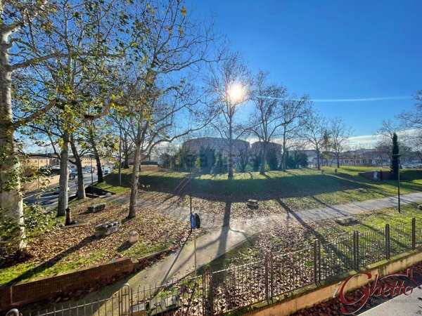 appartamento in vendita a Ferrara in zona Centro Storico