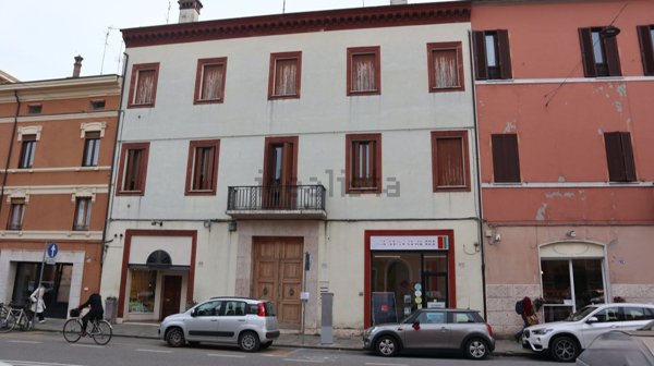 appartamento in vendita a Ferrara in zona Centro Storico