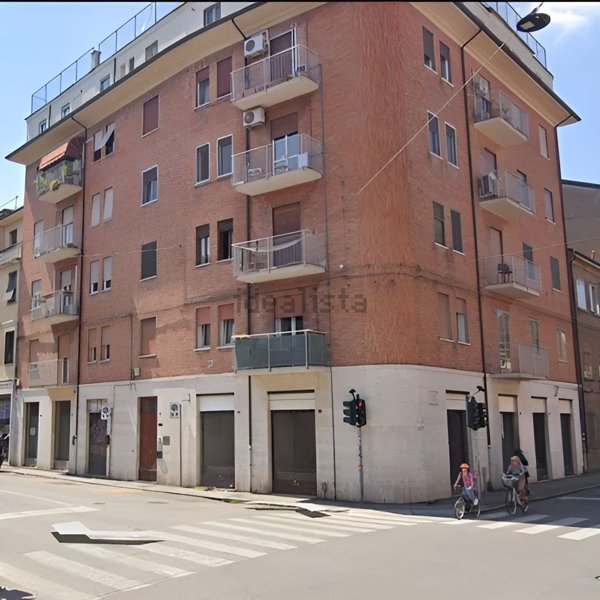 appartamento in vendita a Ferrara in zona Centro Storico