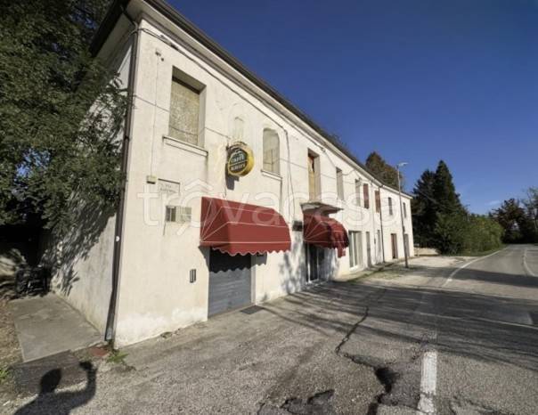 quadrivano in vendita a Ferrara