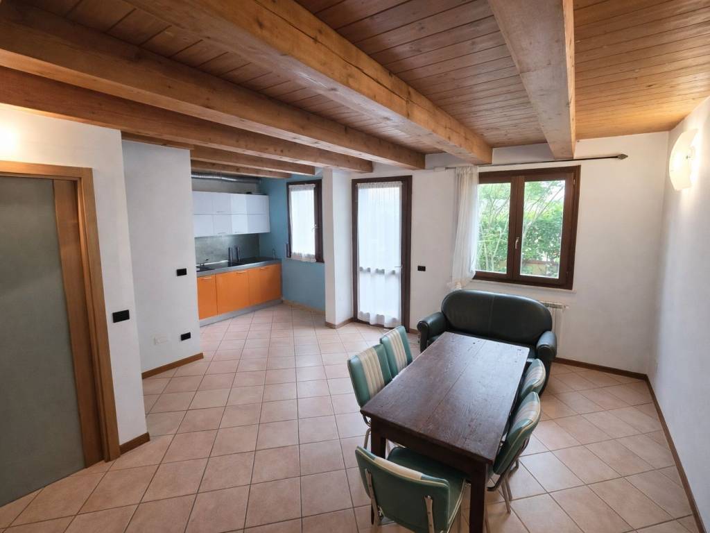 casa indipendente in vendita a Ferrara in zona Villanova