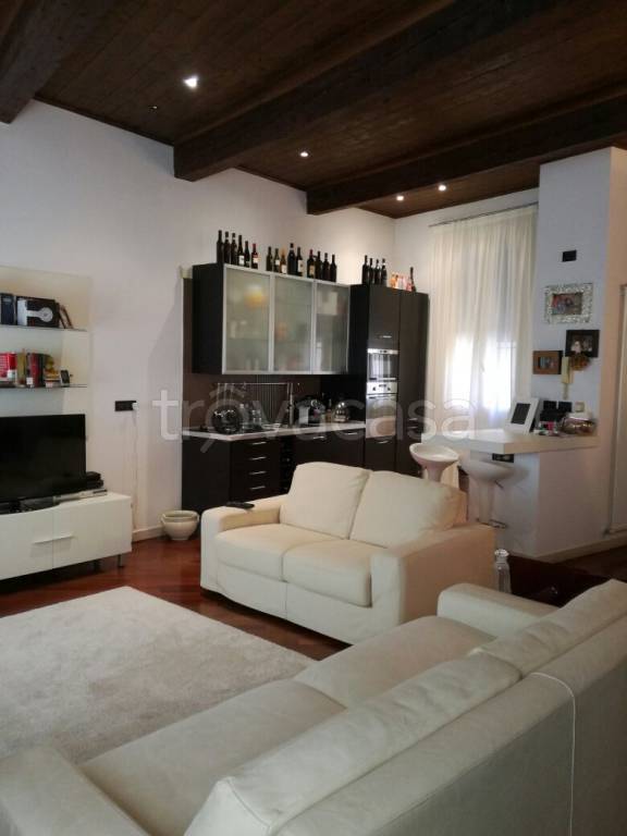 appartamento in vendita a Ferrara in zona Centro Storico