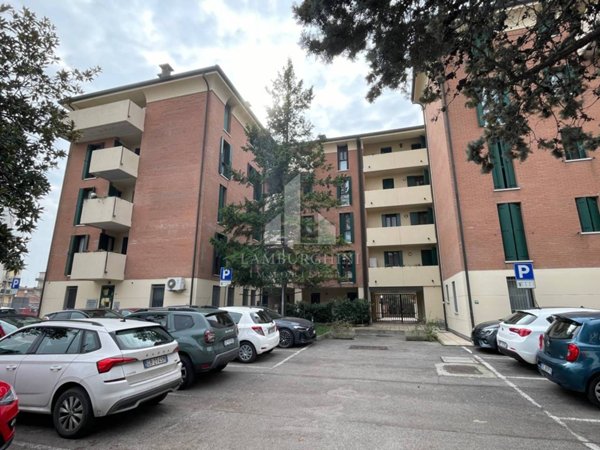 appartamento in vendita a Ferrara in zona Centro Storico
