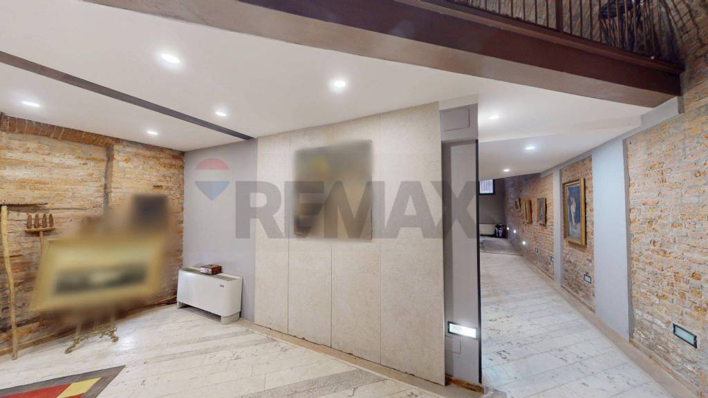 negozio in vendita a Ferrara in zona Centro Storico