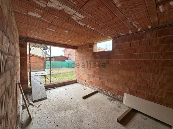 casa indipendente in vendita a Ferrara in zona Boara