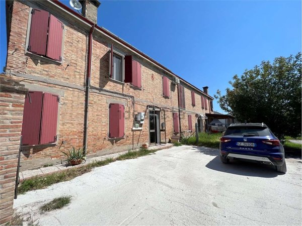 casa indipendente in vendita a Ferrara in zona Francolino