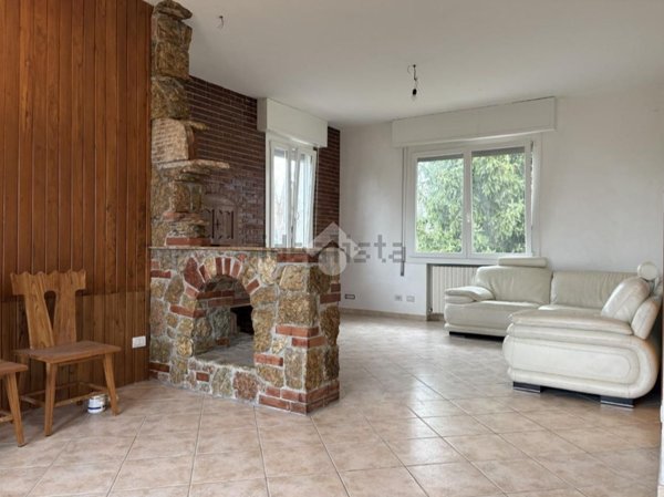 casa indipendente in vendita a Ferrara in zona Cona