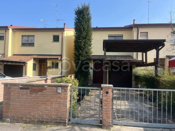 casa indipendente in vendita a Ferrara in zona Pontelagoscuro