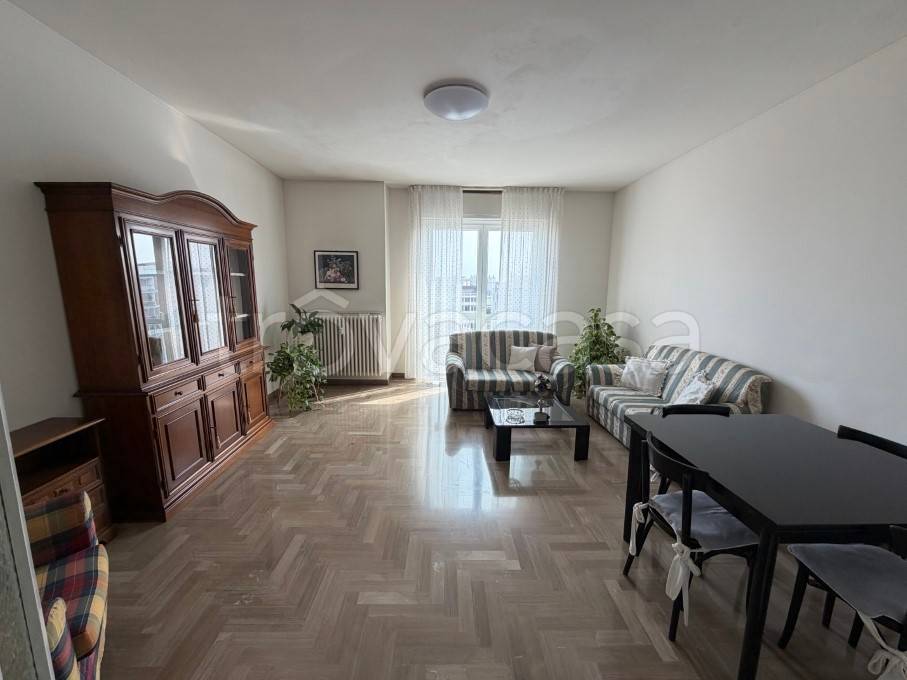 appartamento in vendita a Ferrara in zona Centro Storico