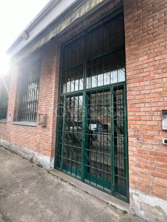 ufficio in vendita a Ferrara