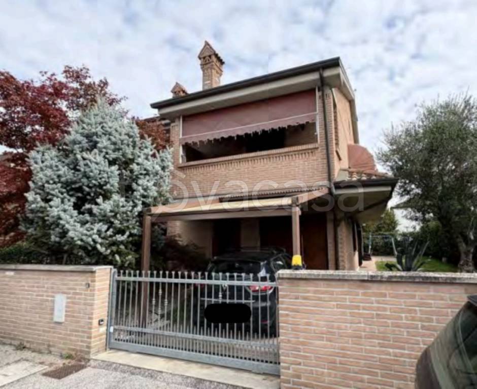 appartamento in vendita a Ferrara in zona Aguscello