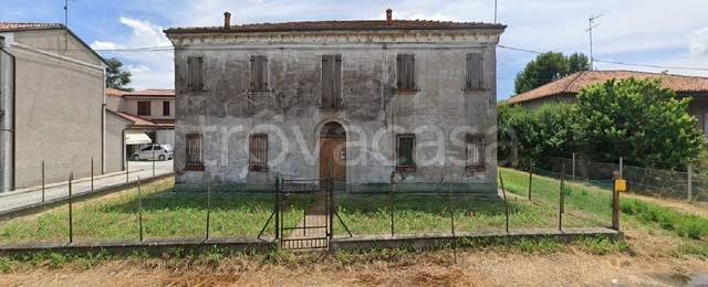 casa indipendente in vendita a Ferrara in zona San Bartolomeo in Bosco