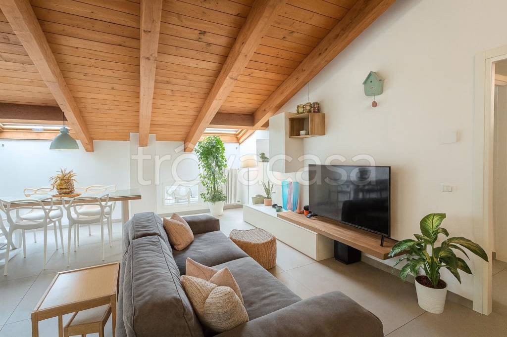 appartamento in vendita a Ferrara in zona Montalbano