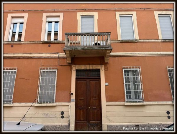 appartamento in vendita a Ferrara in zona Centro Storico