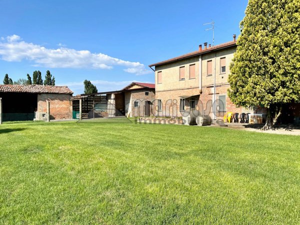 appartamento in vendita a Ferrara in zona Marrara