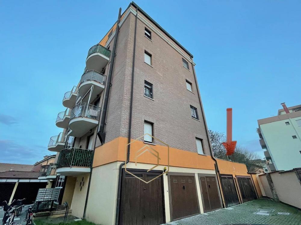 appartamento in vendita a Ferrara in zona Centro Storico