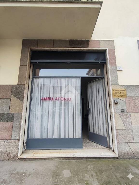 negozio in vendita a Ferrara