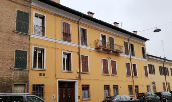 appartamento in vendita a Ferrara in zona Centro Storico
