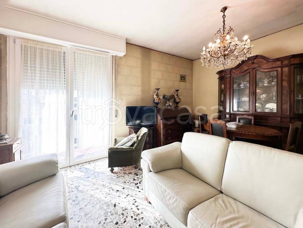 appartamento in vendita a Ferrara in zona Centro Storico