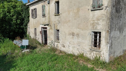 casa indipendente in vendita a Ferrara in zona Baura