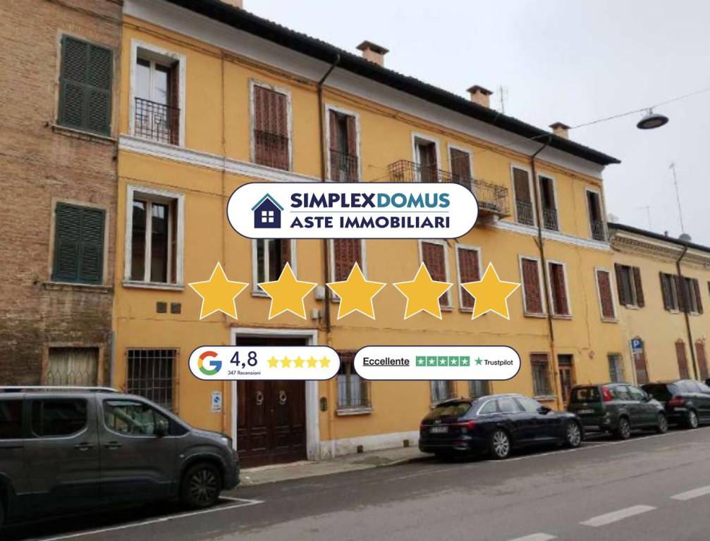 appartamento in vendita a Ferrara in zona Centro Storico