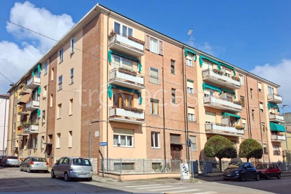 appartamento in vendita a Ferrara in zona Centro Storico