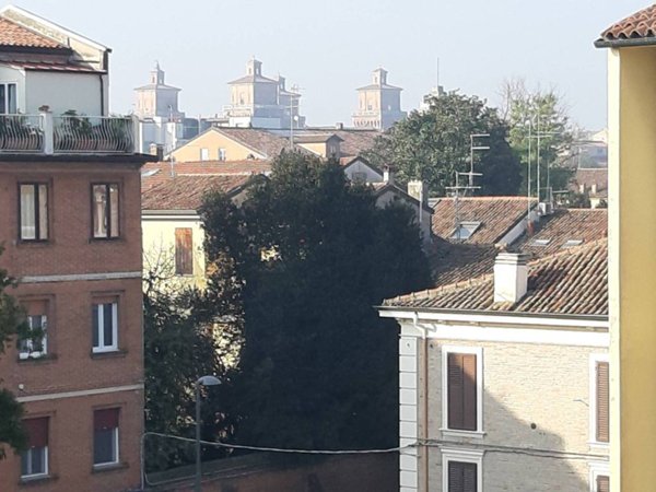 appartamento in vendita a Ferrara in zona Centro Storico
