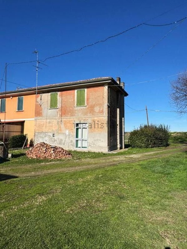 casa indipendente in vendita a Ferrara in zona San Bartolomeo in Bosco